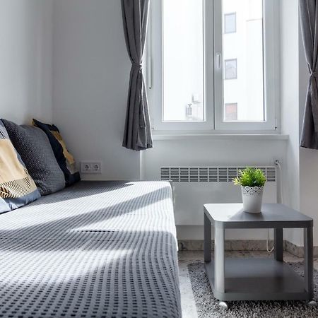 Flexible Selfcheckins 13 & 14 - Le Petit & Le Grand Zagreb - Centre - New - Apartments Repinc Exterior foto